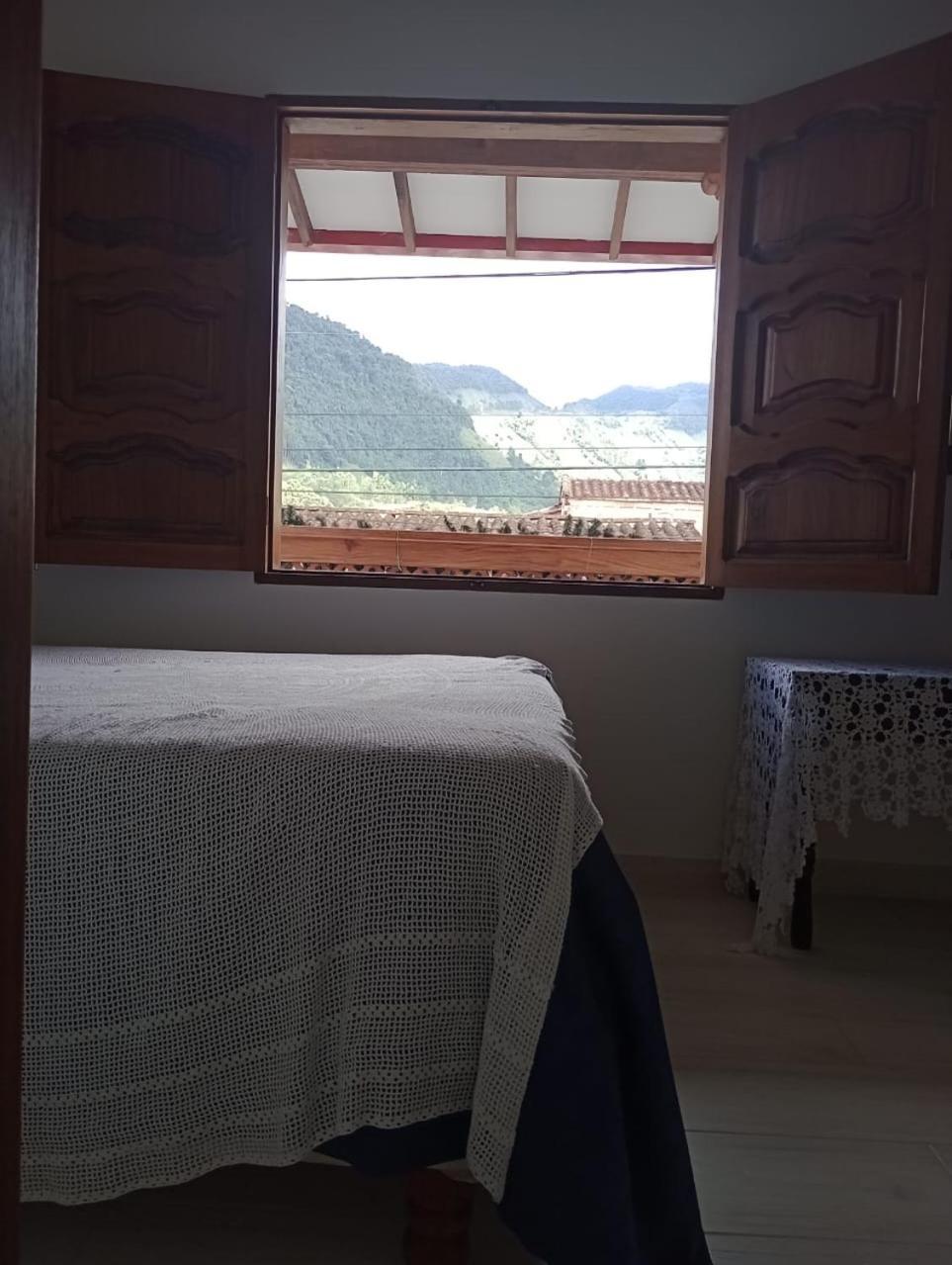Hostal Famihotel Fundadores Jardin Bagian luar foto