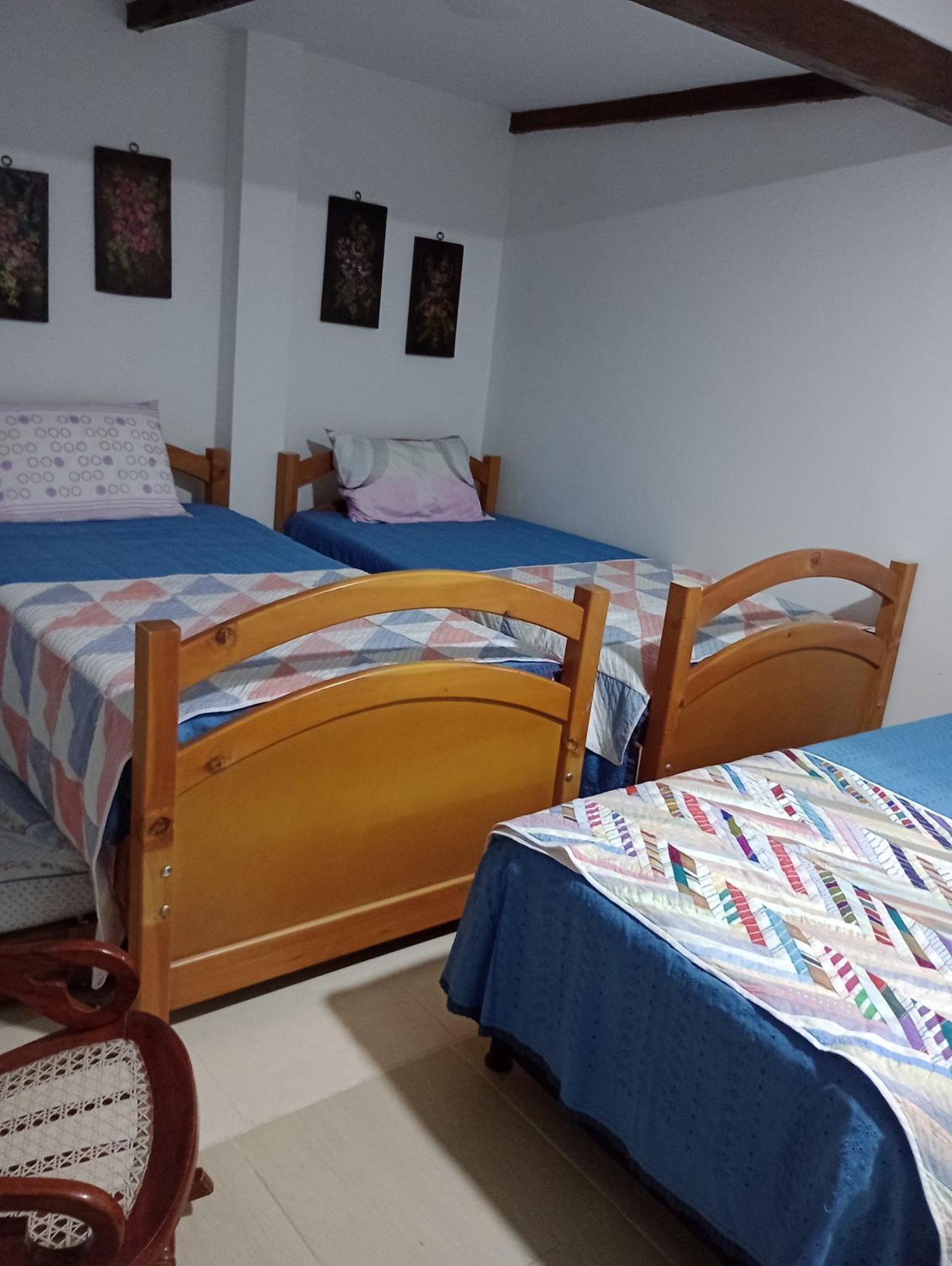 Hostal Famihotel Fundadores Jardin Bagian luar foto